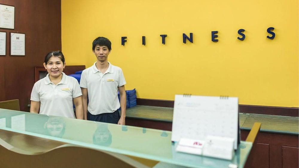 Khách sạn Arnoma