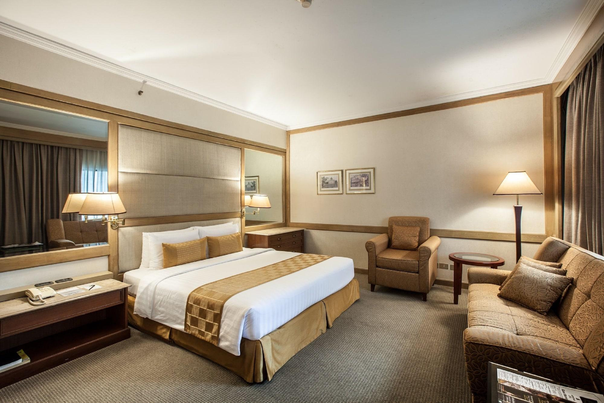 Arnoma Khách sạn 4*